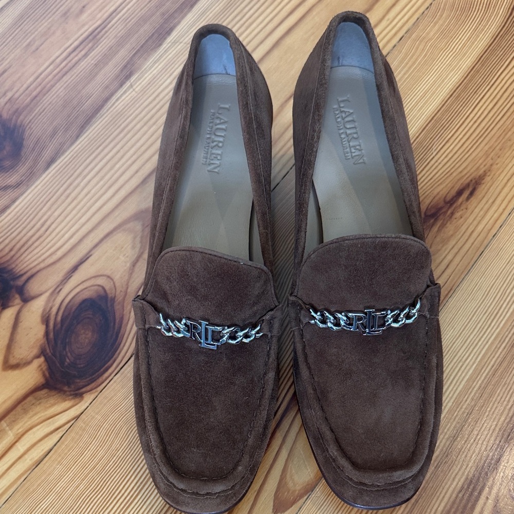 Lauren Ralph Lauren Winslet Brown Suede Loafer Heels Chain Detail size 6.5
